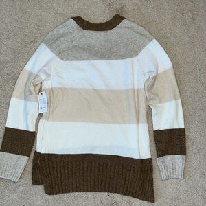 Time and Tru Sweater